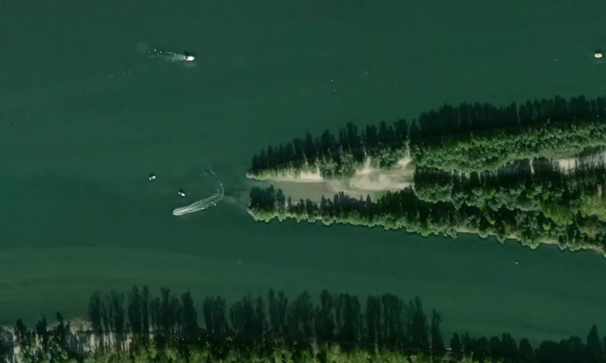 Flyfoto av Rettbergsaue / Bumsbucht