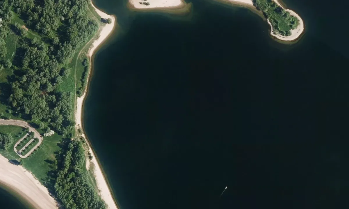 Flyfoto av Rhederlaag, recreatieplas