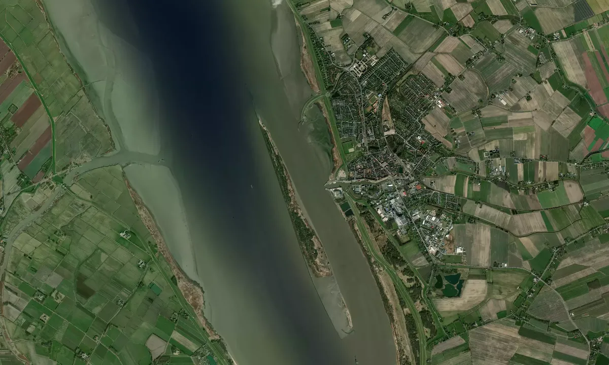 Flyfoto av Rhinplate