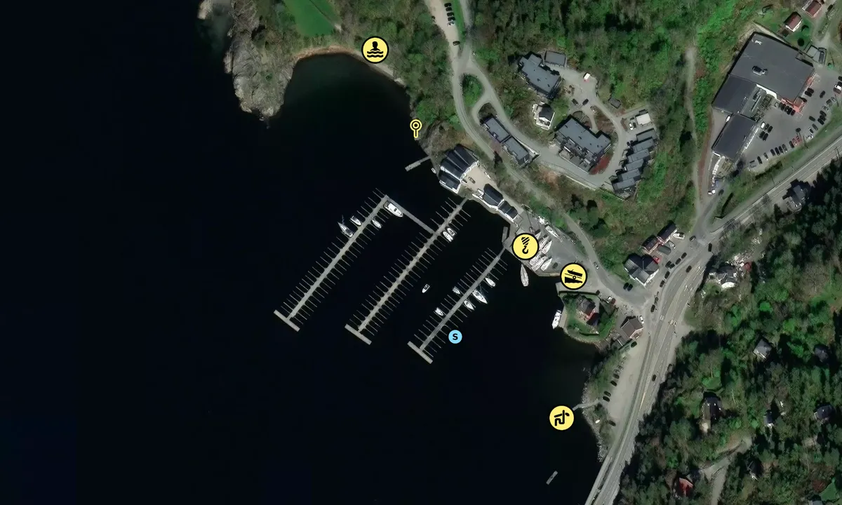 Satelite image of Rinus marina