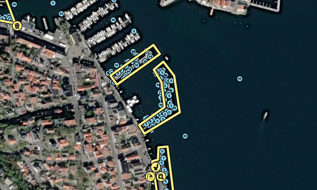Satelite image of Risør Gjestehavn