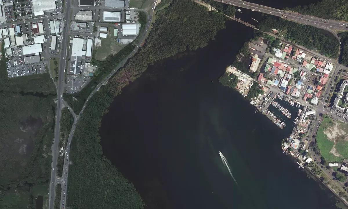 Satelite image of Riviere Salee South