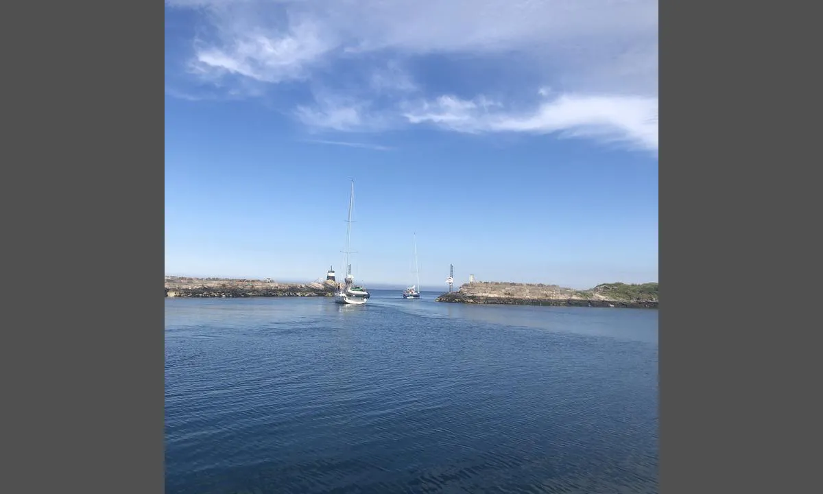 Rognaldsvåg: Inn/Utseiling fra den nordre havnen