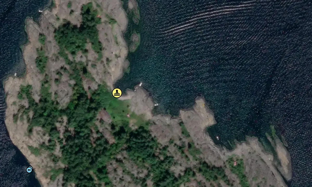 Satelite image of Roppestadholmen øst