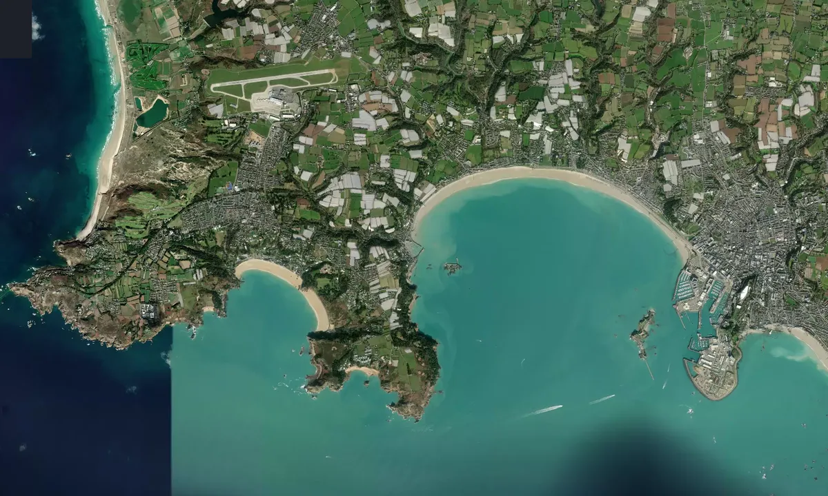 Flyfoto av Royal Channel Islands Yacht Club - St Brelade