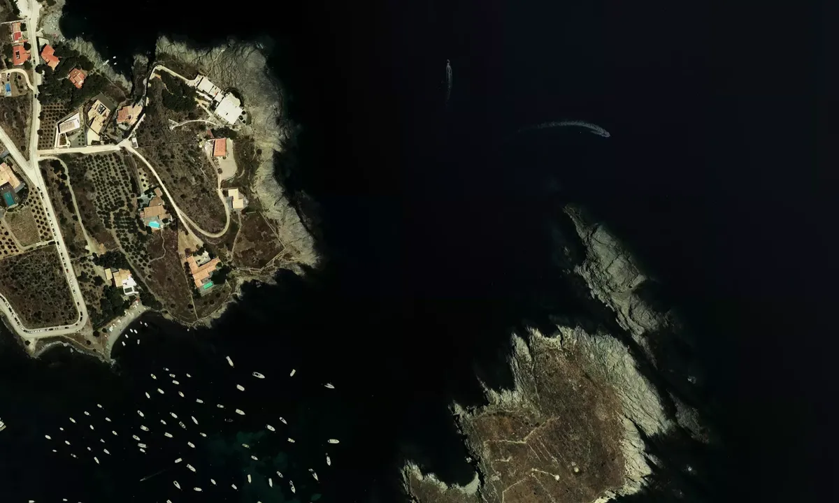 Flyfoto av Sa farnera