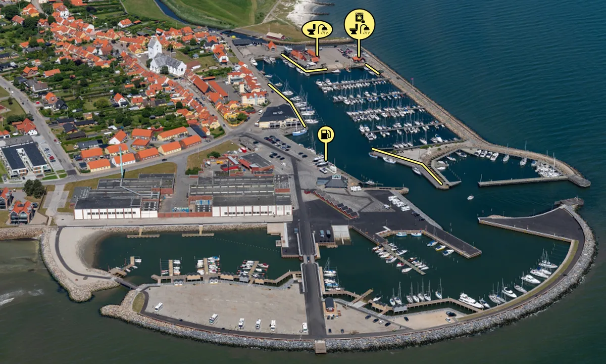 Sæby Havn: {"base": "da", "no": "Den nye utvidelsen av havnen (2021)", "se": "Den nya utvidgningen av hamnen (2021)", "en": "The new extension of the harbor (2021)", "da": "Den nye udvidelse af havnen (2021)"}