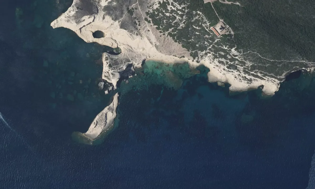Flyfoto av Saint Antoine Bay