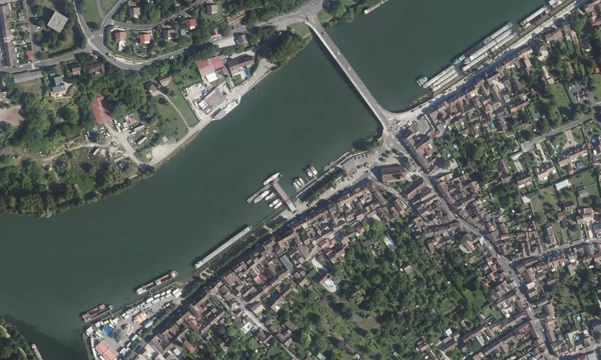 Satelite image of Saint Mammes Municipal
