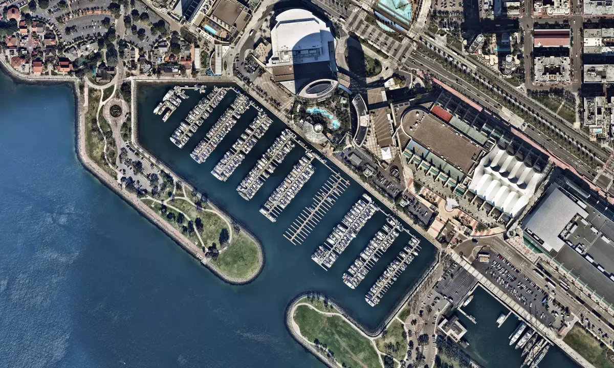 Flyfoto av San Diego Marina