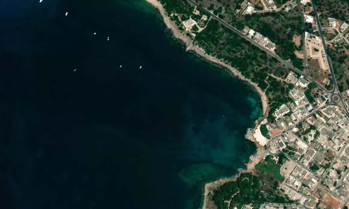 Satelite image of San Gregorio - Patù