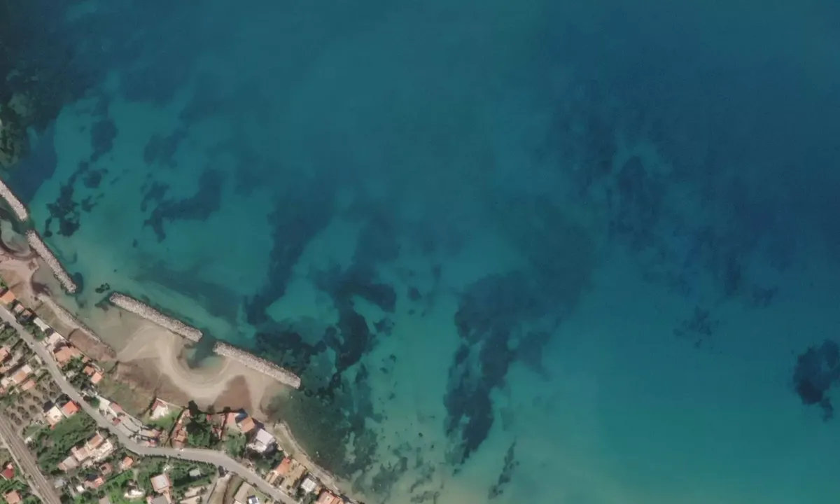 Flyfoto av San Nicola L‘Arena