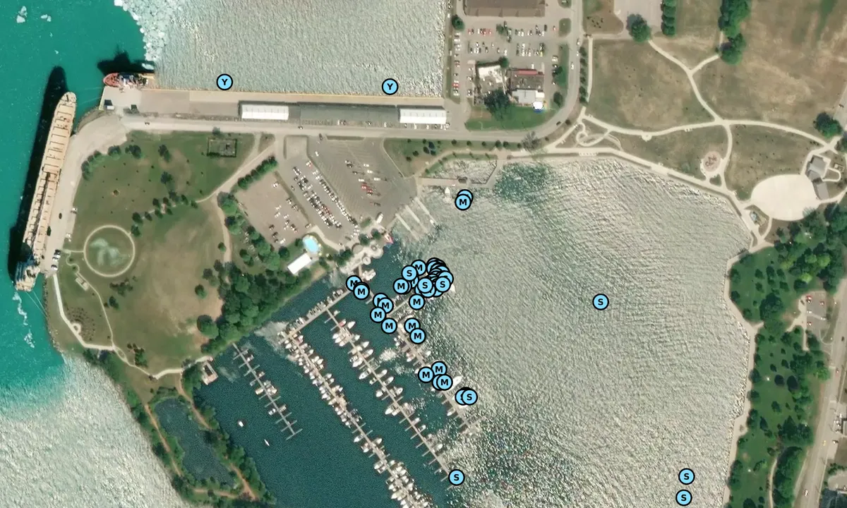 Flyfoto av Sarnia Bay Marina