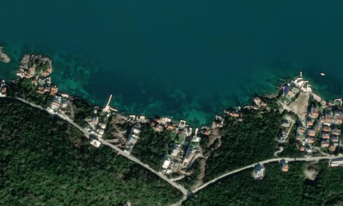 Flyfoto av Sašina ploča