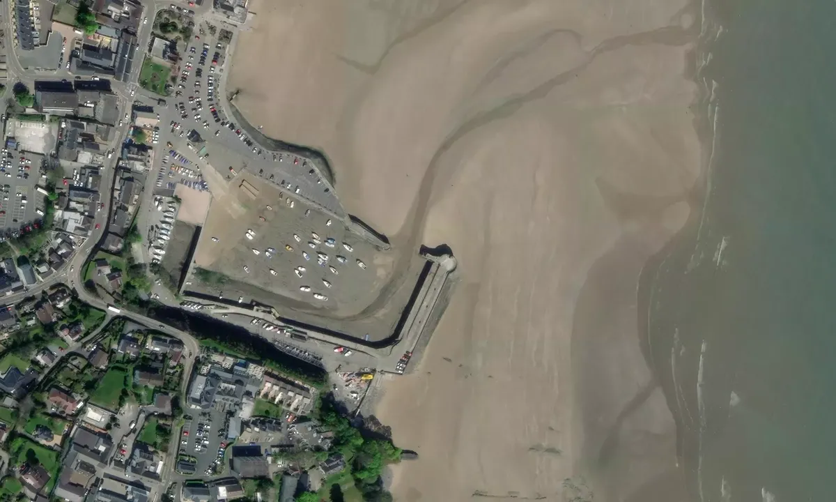 Satelite image of Saundersfoot Harbour
