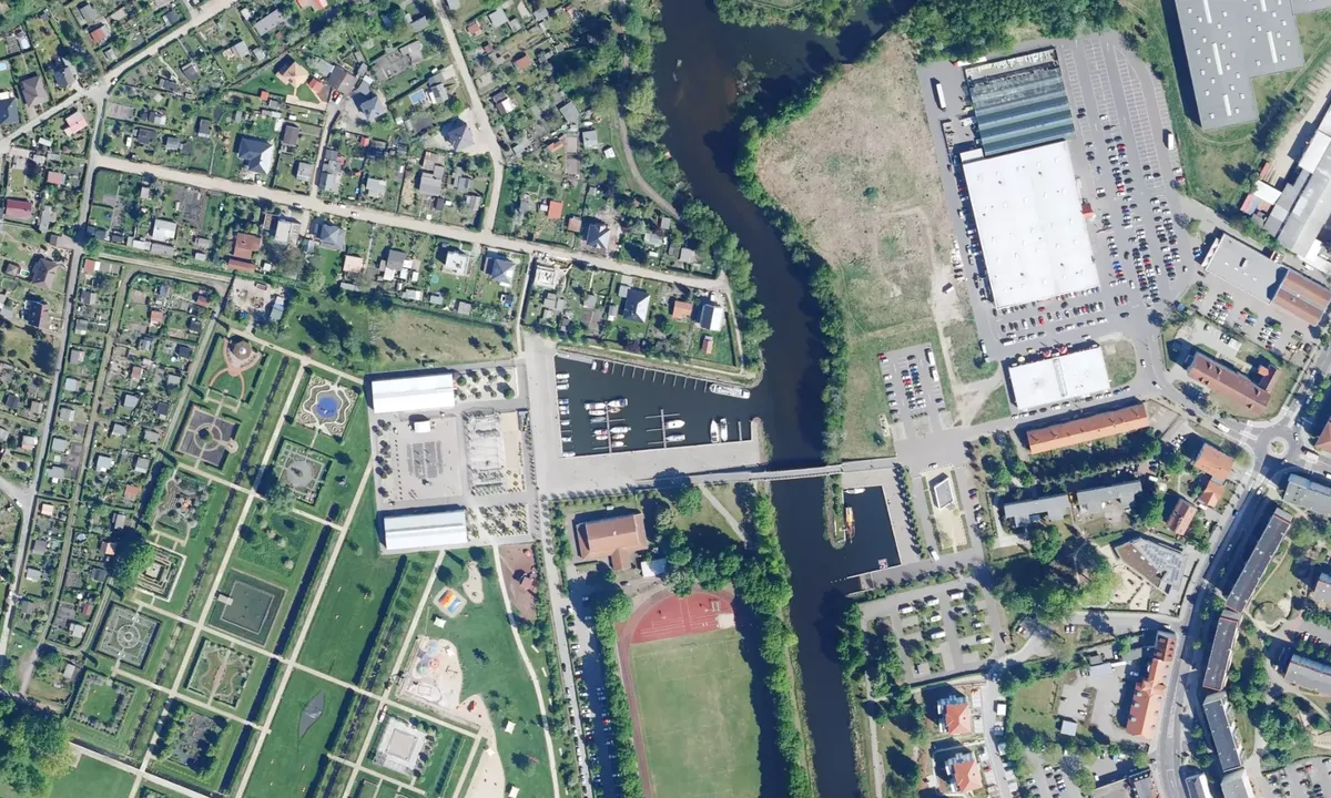 Flyfoto av Schlosshafen Oranienburg