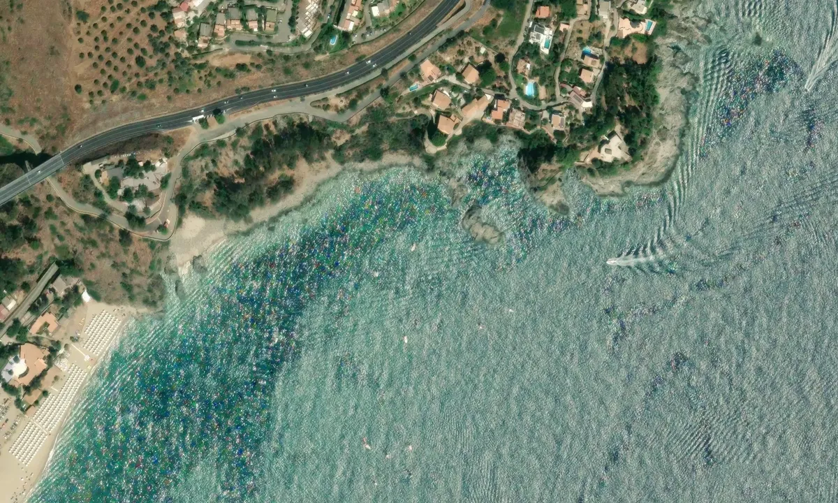 Satelite image of Scoglio la Pietra Grande