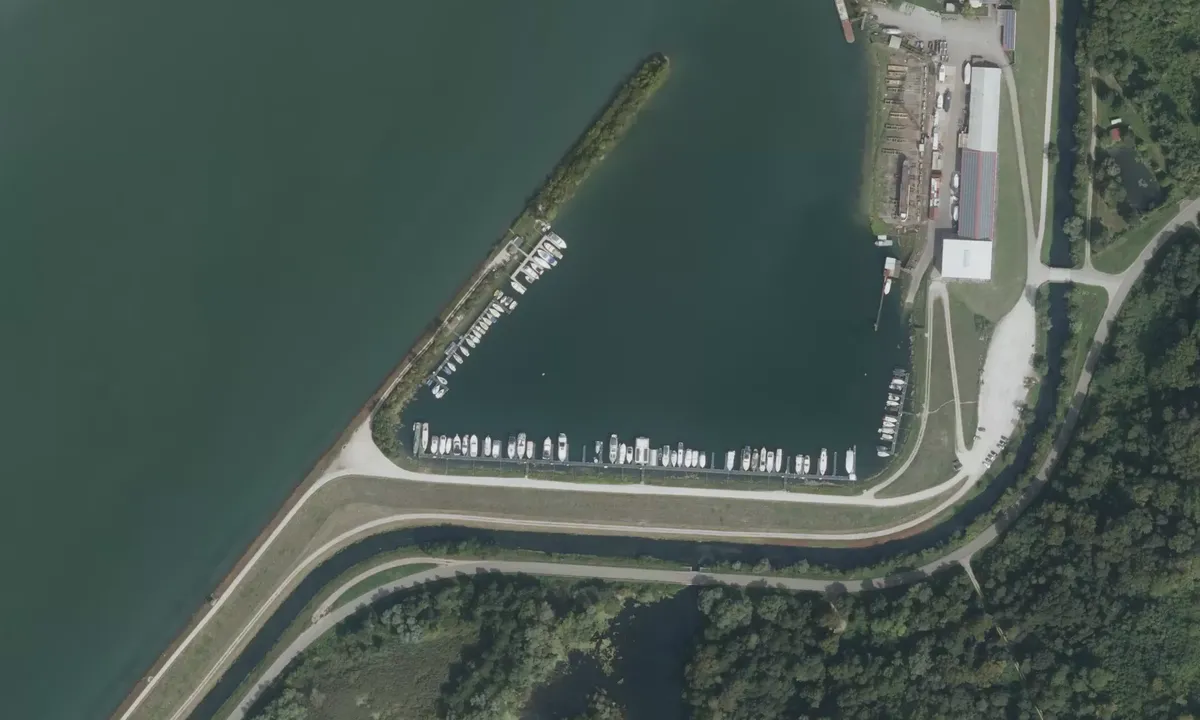 Satelite image of Segelclub Honau