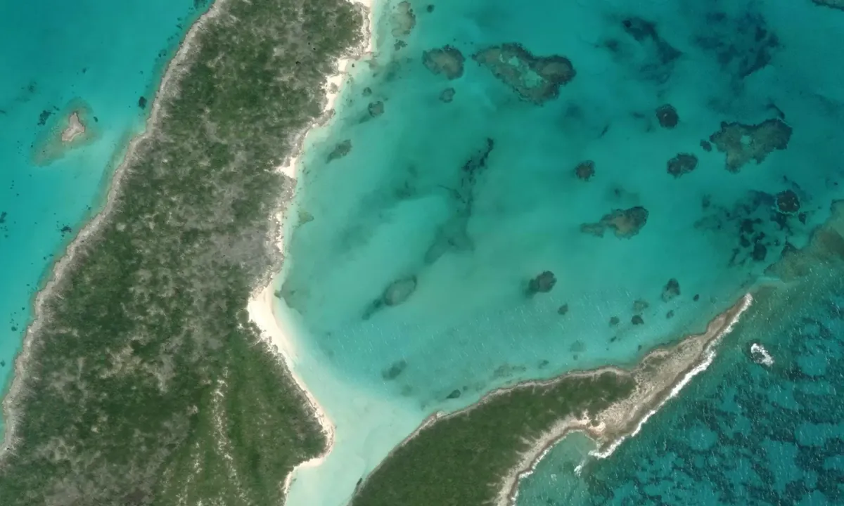 Flyfoto av Ship Channel Cay East