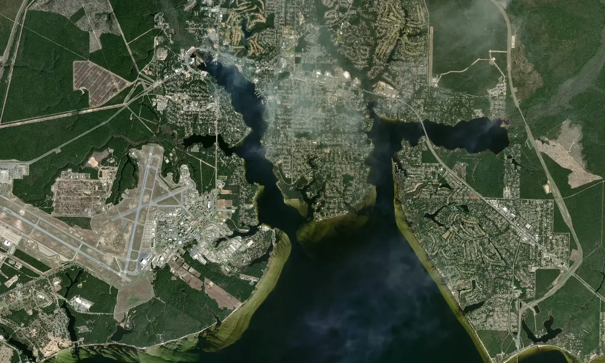 Flyfoto av Shirk Bayou