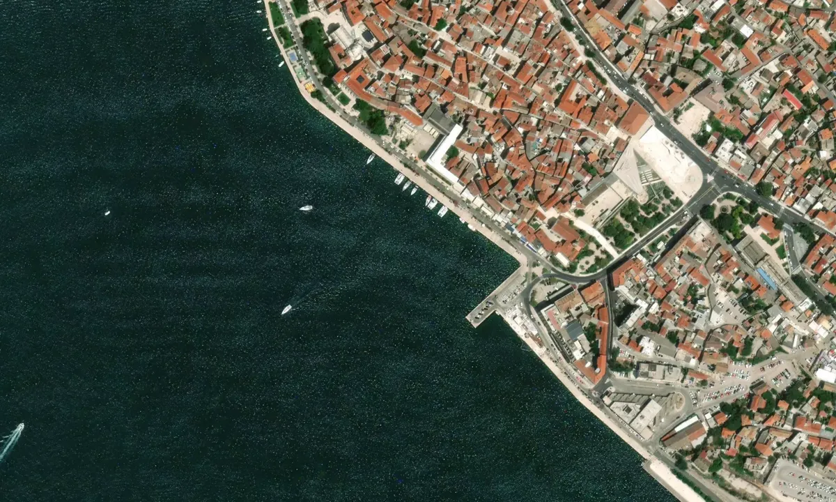 Flyfoto av Sibenik Town Quay 1