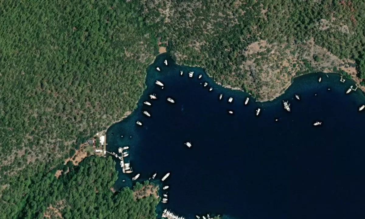Flyfoto av Siralibük Koyu