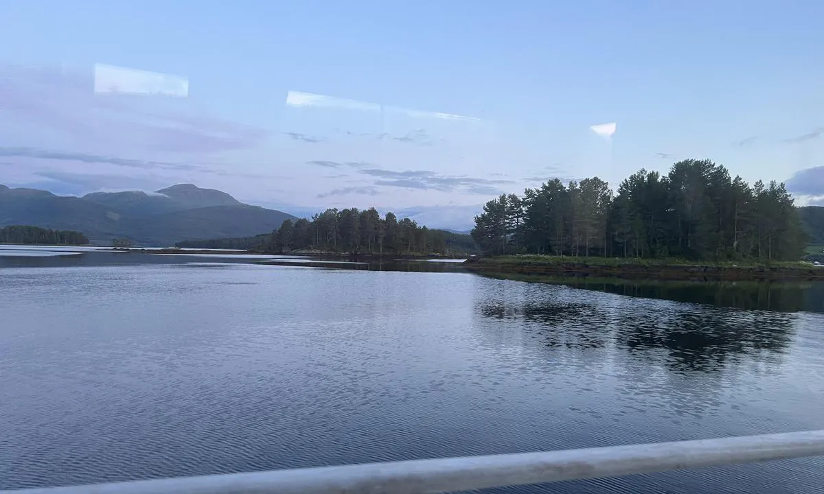 Skålvikfjorden / Liabøen