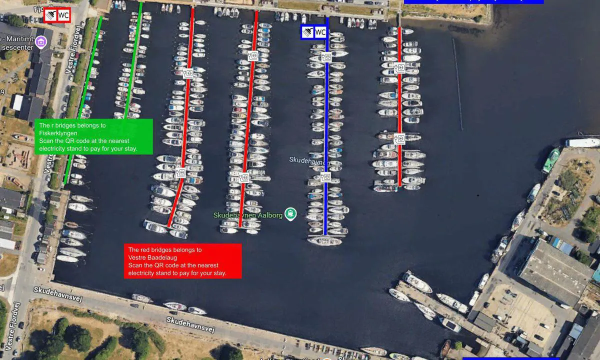Skudehavnen - Aalborg: {"base": "en", "no": "Fra vest til \u00f8st:<br>Vest-brygga og den 1. brygge: https://fiskeklyngen.dk/g\u00e6stesejlere .<br><br>Den 2., 3., 5. og nord-brygga og s\u00f8r-brygga: https://vestrebaadelaug.dk/gaestesejler/ .<br><br>Den 4. brygge: https://sejlklubbenlimfjorden.dk/gaester/ .<br><br>(Foto fra https://sejlklubbenlimfjorden.dk/oversigtskort/).", "se": "Fr\u00e5n v\u00e4st till \u00f6st: <br>V\u00e4stra kajen och den f\u00f6rsta piren: <a href=\"https://fiskeklyngen.dk/g\u00e6stesejlere\">https://fiskeklyngen.dk/g\u00e6stesejlere</a>. <br>Den andra, tredje, femte och norra piren samt s\u00f6dra kajen: <a href=\"https://vestrebaadelaug.dk/gaestesejler\">https://vestrebaadelaug.dk/gaestesejler</a>. <br>Den fj\u00e4rde piren: <a href=\"https://sejlklubbenlimfjorden.dk/gaester\">https://sejlklubbenlimfjorden.dk/gaester</a>. <br>(Foto fr\u00e5n <a href=\"https://sejlklubbenlimfjorden.dk/oversigtskort\">https://sejlklubbenlimfjorden.dk/oversigtskort</a>).", "en": "From west to east:\r\nThe west-quay and the 1st pier: https://fiskeklyngen.dk/g\u00e6stesejlere . \r\n\r\nThe 2nd, 3rd, 5th and north pier and the south quay: https://vestrebaadelaug.dk/gaestesejler/ . \r\n\r\nThe 4th pier: https://sejlklubbenlimfjorden.dk/gaester/ . \r\n\r\n(Photo from https://sejlklubbenlimfjorden.dk/oversigtskort/).", "da": "Fra vest til \u00f8st:<br />Vestkajen og den 1. bro: <a href=\"https://fiskeklyngen.dk/g\u00e6stesejlere\">https://fiskeklyngen.dk/g\u00e6stesejlere</a>.<br /><br />Den 2., 3., 5. og nordbroen samt sydkajen: <a href=\"https://vestrebaadelaug.dk/gaestesejler/\">https://vestrebaadelaug.dk/gaestesejler/</a>.<br /><br />Den 4. bro: <a href=\"https://sejlklubbenlimfjorden.dk/gaester/\">https://sejlklubbenlimfjorden.dk/gaester/</a>.<br /><br />(Foto fra <a href=\"https://sejlklubbenlimfjorden.dk/oversigtskort/\">https://sejlklubbenlimfjorden.dk/oversigtskort/</a>).", "fr": "D'ouest en est:<br />Le quai ouest et le premier quai : <a href=\"https://fiskeklyngen.dk/g\u00e6stesejlere\">https://fiskeklyngen.dk/g\u00e6stesejlere</a> .<br /><br />Le 2\u00e8me, 3\u00e8me, 5\u00e8me et nord quai et le quai sud : <a href=\"https://vestrebaadelaug.dk/gaestesejler/\">https://vestrebaadelaug.dk/gaestesejler</a> .<br /><br />Le 4\u00e8me quai : <a href=\"https://sejlklubbenlimfjorden.dk/gaester/\">https://sejlklubbenlimfjorden.dk/gaester</a> .<br /><br />(Photo de <a href=\"https://sejlklubbenlimfjorden.dk/oversigtskort/\">https://sejlklubbenlimfjorden.dk/oversigtskort/</a>).", "de": "Von Westen nach Osten:<br> Die Westmole und der 1. Pier: https://fiskeklyngen.dk/g\u00e6stesejlere .<br><br> Der 2., 3., 5. und Nordpier und der S\u00fcdkai: https://vestrebaadelaug.dk/gaestesejler/ .<br><br> Der 4. Pier: https://sejlklubbenlimfjorden.dk/gaester/ .<br><br>(Foto von https://sejlklubbenlimfjorden.dk/oversigtskort/).", "es": "De oeste a este:<br><br>El muelle oeste y el primer embarcadero: <a href='https://fiskeklyngen.dk/g\u00e6stesejlere'>https://fiskeklyngen.dk/g\u00e6stesejlere</a>.<br><br>El segundo, tercer, quinto y norte embarcadero y el muelle sur: <a href='https://vestrebaadelaug.dk/gaestesejler/'>https://vestrebaadelaug.dk/gaestesejler/</a>.<br><br>El cuarto embarcadero: <a href='https://sejlklubbenlimfjorden.dk/gaester/'>https://sejlklubbenlimfjorden.dk/gaester/</a>.<br><br>(Foto de <a href='https://sejlklubbenlimfjorden.dk/oversigtskort/'>https://sejlklubbenlimfjorden.dk/oversigtskort/</a>).", "it": "Da ovest a est: <br> Il molo ovest e il 1\u00b0 molo: <a href=\"https://fiskeklyngen.dk/g\u00e6stesejlere\">https://fiskeklyngen.dk/g\u00e6stesejlere</a>. <br><br> Il 2\u00b0, 3\u00b0, 5\u00b0 e il molo nord e il molo sud: <a href=\"https://vestrebaadelaug.dk/gaestesejler/\">https://vestrebaadelaug.dk/gaestesejler/</a>. <br><br> Il 4\u00b0 molo: <a href=\"https://sejlklubbenlimfjorden.dk/gaester/\">https://sejlklubbenlimfjorden.dk/gaester/</a>. <br><br> (Foto da <a href=\"https://sejlklubbenlimfjorden.dk/oversigtskort/\">https://sejlklubbenlimfjorden.dk/oversigtskort/</a>).", "pt": "De oeste para leste:<br/> O cais oeste e o 1\u00ba p\u00eder: <a href=\"https://fiskeklyngen.dk/g\u00e6stesejlere\">https://fiskeklyngen.dk/g\u00e6stesejlere</a>.<br/><br/> O 2\u00ba, 3\u00ba, 5\u00ba e norte p\u00eder e o cais sul: <a href=\"https://vestrebaadelaug.dk/gaestesejler/\">https://vestrebaadelaug.dk/gaestesejler/</a>.<br/><br/> O 4\u00ba p\u00eder: <a href=\"https://sejlklubbenlimfjorden.dk/gaester/\">https://sejlklubbenlimfjorden.dk/gaester/</a>.<br/><br/> (Foto de <a href=\"https://sejlklubbenlimfjorden.dk/oversigtskort/\">https://sejlklubbenlimfjorden.dk/oversigtskort/</a>).", "nl": "Van west naar oost:<br>\n<p>De westkaai en de 1e pier: <a href=\"https://fiskeklyngen.dk/g\u00e6stesejlere\">https://fiskeklyngen.dk/g\u00e6stesejlere</a>.</p>\n<p>De 2e, 3e, 5e en noordpier en de zuidkaai: <a href=\"https://vestrebaadelaug.dk/gaestesejler/\">https://vestrebaadelaug.dk/gaestesejler/</a>.</p>\n<p>De 4e pier: <a href=\"https://sejlklubbenlimfjorden.dk/gaester/\">https://sejlklubbenlimfjorden.dk/gaester/</a>.</p>\n<p>(Foto van <a href=\"https://sejlklubbenlimfjorden.dk/oversigtskort/\">https://sejlklubbenlimfjorden.dk/oversigtskort/</a>).</p>", "pl": "Od zachodu do wschodu: Zachodni nabrze\u017ce i pierwszy pomost: https://fiskeklyngen.dk/g\u00e6stesejlere . Drugi, trzeci, pi\u0105ty i p\u00f3\u0142nocny pomost oraz po\u0142udniowy nabrze\u017ce: https://vestrebaadelaug.dk/gaestesejler/ . Czwarty pomost: https://sejlklubbenlimfjorden.dk/gaester/ . (Zdj\u0119cie z https://sejlklubbenlimfjorden.dk/oversigtskort/).", "uk": "\u0417 \u0437\u0430\u0445\u043e\u0434\u0443 \u043d\u0430 \u0441\u0445\u0456\u0434: \u0417\u0430\u0445\u0456\u0434\u043d\u0430 \u043d\u0430\u0431\u0435\u0440\u0435\u0436\u043d\u0430 \u0442\u0430 1-\u0439 \u043f\u0456\u0440\u0441: https://fiskeklyngen.dk/g\u00e6stesejlere . 2-\u0439, 3-\u0439, 5-\u0439 \u0442\u0430 \u043f\u0456\u0432\u043d\u0456\u0447\u043d\u0438\u0439 \u043f\u0456\u0440\u0441, \u0430 \u0442\u0430\u043a\u043e\u0436 \u043f\u0456\u0432\u0434\u0435\u043d\u043d\u0430 \u043d\u0430\u0431\u0435\u0440\u0435\u0436\u043d\u0430: https://vestrebaadelaug.dk/gaestesejler/ . 4-\u0439 \u043f\u0456\u0440\u0441: https://sejlklubbenlimfjorden.dk/gaester/ . (\u0424\u043e\u0442\u043e \u0437 https://sejlklubbenlimfjorden.dk/oversigtskort/).", "ro": "De la vest la est: <br> Cheiul vestic \u0219i primul dig: <a href=\"https://fiskeklyngen.dk/g\u00e6stesejlere\">https://fiskeklyngen.dk/g\u00e6stesejlere</a> .<br><br> Al doilea, al treilea, al cincilea \u0219i digul nordic \u0219i cheiul sudic: <a href=\"https://vestrebaadelaug.dk/gaestesejler/\">https://vestrebaadelaug.dk/gaestesejler/</a> .<br><br> Al patrulea dig: <a href=\"https://sejlklubbenlimfjorden.dk/gaester/\">https://sejlklubbenlimfjorden.dk/gaester/</a> .<br><br> (Foto din <a href=\"https://sejlklubbenlimfjorden.dk/oversigtskort/\">https://sejlklubbenlimfjorden.dk/oversigtskort/</a>).", "tr": "Bat\u0131dan do\u011fuya: <br> Bat\u0131 r\u0131ht\u0131m\u0131 ve 1. iskele: https://fiskeklyngen.dk/g\u00e6stesejlere . <br><br> 2., 3., 5. ve kuzey iskelesi ile g\u00fcney r\u0131ht\u0131m\u0131: https://vestrebaadelaug.dk/gaestesejler/ . <br><br> 4. iskele: https://sejlklubbenlimfjorden.dk/gaester/ . <br><br> (Foto\u011fraf: https://sejlklubbenlimfjorden.dk/oversigtskort/).", "el": "\u0391\u03c0\u03cc \u03b4\u03c5\u03c4\u03b9\u03ba\u03ac \u03c0\u03c1\u03bf\u03c2 \u03b1\u03bd\u03b1\u03c4\u03bf\u03bb\u03b9\u03ba\u03ac:<br>\u039f \u03b4\u03c5\u03c4\u03b9\u03ba\u03cc\u03c2 \u03c0\u03c1\u03bf\u03b2\u03bb\u03ae\u03c4\u03b1\u03c2 \u03ba\u03b1\u03b9 \u03b7 1\u03b7 \u03b1\u03c0\u03bf\u03b2\u03ac\u03b8\u03c1\u03b1: https://fiskeklyngen.dk/g\u00e6stesejlere .<br><br>\u0397 2\u03b7, 3\u03b7, 5\u03b7 \u03ba\u03b1\u03b9 \u03b7 \u03b2\u03cc\u03c1\u03b5\u03b9\u03b1 \u03b1\u03c0\u03bf\u03b2\u03ac\u03b8\u03c1\u03b1 \u03ba\u03b1\u03b9 \u03bf \u03bd\u03cc\u03c4\u03b9\u03bf\u03c2 \u03c0\u03c1\u03bf\u03b2\u03bb\u03ae\u03c4\u03b1\u03c2: https://vestrebaadelaug.dk/gaestesejler/ .<br><br>\u0397 4\u03b7 \u03b1\u03c0\u03bf\u03b2\u03ac\u03b8\u03c1\u03b1: https://sejlklubbenlimfjorden.dk/gaester/ .<br><br>(\u03a6\u03c9\u03c4\u03bf\u03b3\u03c1\u03b1\u03c6\u03af\u03b1 \u03b1\u03c0\u03cc https://sejlklubbenlimfjorden.dk/oversigtskort/).", "cs": "Od z\u00e1padu na v\u00fdchod:\nZ\u00e1padn\u00ed molo a prvn\u00ed molo: https://fiskeklyngen.dk/g\u00e6stesejlere .\n\nDruh\u00e9, t\u0159et\u00ed, p\u00e1t\u00e9 a severn\u00ed molo a ji\u017en\u00ed molo: https://vestrebaadelaug.dk/gaestesejler/ .\n\n\u010ctvrt\u00e9 molo: https://sejlklubbenlimfjorden.dk/gaester/ .\n\n(Fotografie z https://sejlklubbenlimfjorden.dk/oversigtskort/).", "hu": "Nyugatr\u00f3l keletre:<br>Nyugati m\u00f3l\u00f3 \u00e9s az 1. m\u00f3l\u00f3: <a href=\"https://fiskeklyngen.dk/g\u00e6stesejlere\">https://fiskeklyngen.dk/g\u00e6stesejlere</a>.<br><br>A 2., 3., 5. \u00e9s \u00e9szaki m\u00f3l\u00f3, valamint a d\u00e9li rakpart: <a href=\"https://vestrebaadelaug.dk/gaestesejler/\">https://vestrebaadelaug.dk/gaestesejler</a>.<br><br>A 4. m\u00f3l\u00f3: <a href=\"https://sejlklubbenlimfjorden.dk/gaester/\">https://sejlklubbenlimfjorden.dk/gaester</a>.<br><br>(Fot\u00f3: <a href=\"https://sejlklubbenlimfjorden.dk/oversigtskort/\">https://sejlklubbenlimfjorden.dk/oversigtskort/</a>).", "fi": "L\u00e4nnest\u00e4 it\u00e4\u00e4n:\nL\u00e4nsilaituri ja 1. laituri: https://fiskeklyngen.dk/g\u00e6stesejlere.\n\n2., 3., 5. ja pohjoinen laituri sek\u00e4 etel\u00e4 laituri: https://vestrebaadelaug.dk/gaestesejler/.\n\n4. laituri: https://sejlklubbenlimfjorden.dk/gaester/.\n\n(Kuva osoitteesta https://sejlklubbenlimfjorden.dk/oversigtskort/).", "bg": "\u041e\u0442 \u0437\u0430\u043f\u0430\u0434 \u043d\u0430 \u0438\u0437\u0442\u043e\u043a:<br>\u0417\u0430\u043f\u0430\u0434\u043d\u0438\u044f\u0442 \u043a\u0435\u0439 \u0438 \u043f\u044a\u0440\u0432\u0438\u044f\u0442 \u043f\u0438\u0440\u0441: <a href=\"https://fiskeklyngen.dk/g\u00e6stesejlere\">https://fiskeklyngen.dk/g\u00e6stesejlere</a> .<br><br>\u0412\u0442\u043e\u0440\u0438\u044f\u0442, \u0442\u0440\u0435\u0442\u0438\u044f\u0442, \u043f\u0435\u0442\u0438\u044f\u0442 \u0438 \u0441\u0435\u0432\u0435\u0440\u043d\u0438\u044f\u0442 \u043f\u0438\u0440\u0441 \u0438 \u044e\u0436\u043d\u0438\u044f\u0442 \u043a\u0435\u0439: <a href=\"https://vestrebaadelaug.dk/gaestesejler/\">https://vestrebaadelaug.dk/gaestesejler/</a> .<br><br>\u0427\u0435\u0442\u0432\u044a\u0440\u0442\u0438\u044f\u0442 \u043f\u0438\u0440\u0441: <a href=\"https://sejlklubbenlimfjorden.dk/gaester/\">https://sejlklubbenlimfjorden.dk/gaester/</a> .<br><br>(\u0421\u043d\u0438\u043c\u043a\u0430 \u043e\u0442 <a href=\"https://sejlklubbenlimfjorden.dk/oversigtskort/\">https://sejlklubbenlimfjorden.dk/oversigtskort/</a>) .", "sr": "Od zapada prema istoku: <br> Zapadni mol i prvi mol: <a href=\"https://fiskeklyngen.dk/g\u00e6stesejlere\">https://fiskeklyngen.dk/g\u00e6stesejlere</a>.<br><br> Drugi, tre\u0107i, peti i severni mol i ju\u017eni kej: <a href=\"https://vestrebaadelaug.dk/gaestesejler/\">https://vestrebaadelaug.dk/gaestesejler/</a>.<br><br> \u010cetvrti mol: <a href=\"https://sejlklubbenlimfjorden.dk/gaester/\">https://sejlklubbenlimfjorden.dk/gaester/</a>.<br><br>(Foto sa <a href=\"https://sejlklubbenlimfjorden.dk/oversigtskort/\">https://sejlklubbenlimfjorden.dk/oversigtskort/</a>).", "et": "L\u00e4\u00e4nest itta: <br> L\u00e4\u00e4nekai ja esimene kai: https://fiskeklyngen.dk/g\u00e6stesejlere . <br><br> Teine, kolmas, viies ja p\u00f5hjakai ning l\u00f5unakail: https://vestrebaadelaug.dk/gaestesejler/ . <br><br> Neljas kai: https://sejlklubbenlimfjorden.dk/gaester/ . <br><br> (Foto alates https://sejlklubbenlimfjorden.dk/oversigtskort/).", "lv": "No rietumiem l\u012bdz austrumiem:<br />Rietumu piest\u0101tne un 1. piest\u0101tne: <a href=\"https://fiskeklyngen.dk/g\u00e6stesejlere\">https://fiskeklyngen.dk/g\u00e6stesejlere</a> .<br /><br />2., 3., 5. un zieme\u013cu piest\u0101tne un dienvidu piest\u0101tne: <a href=\"https://vestrebaadelaug.dk/gaestesejler/\">https://vestrebaadelaug.dk/gaestesejler/</a> .<br /><br />4. piest\u0101tne: <a href=\"https://sejlklubbenlimfjorden.dk/gaester/\">https://sejlklubbenlimfjorden.dk/gaester/</a> .<br /><br />(Foto no <a href=\"https://sejlklubbenlimfjorden.dk/oversigtskort/\">https://sejlklubbenlimfjorden.dk/oversigtskort/</a> ).", "lt": "Nuo vakar\u0173 iki ryt\u0173: Vakar\u0173 krantin\u0117 ir 1-asis prieplauka: https://fiskeklyngen.dk/g\u00e6stesejlere . 2-asis, 3-iasis, 5-asis ir \u0161iaurinis prieplaukos bei pietin\u0117 krantin\u0117: https://vestrebaadelaug.dk/gaestesejler/ . 4-asis prieplauka: https://sejlklubbenlimfjorden.dk/gaester/ . (Nuotrauka i\u0161 https://sejlklubbenlimfjorden.dk/oversigtskort/)."}