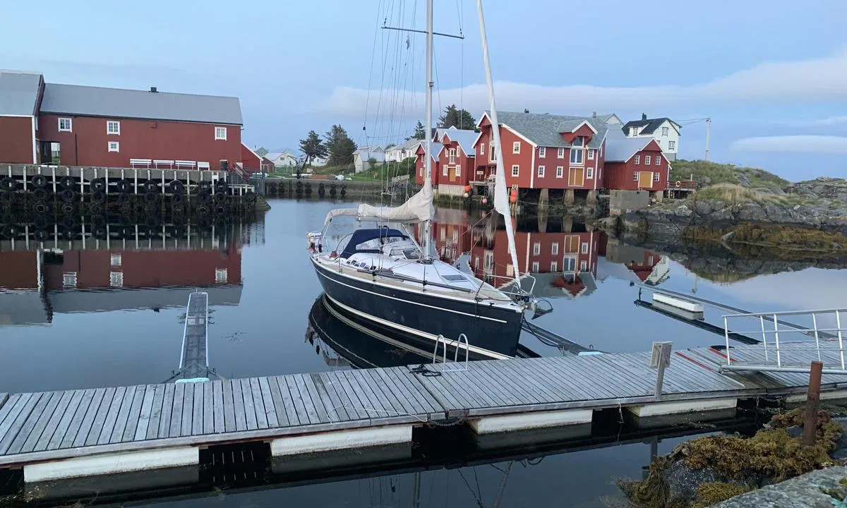 Søndre Bjørnsund: 4-8 plasser. 100 kr. Vipps.