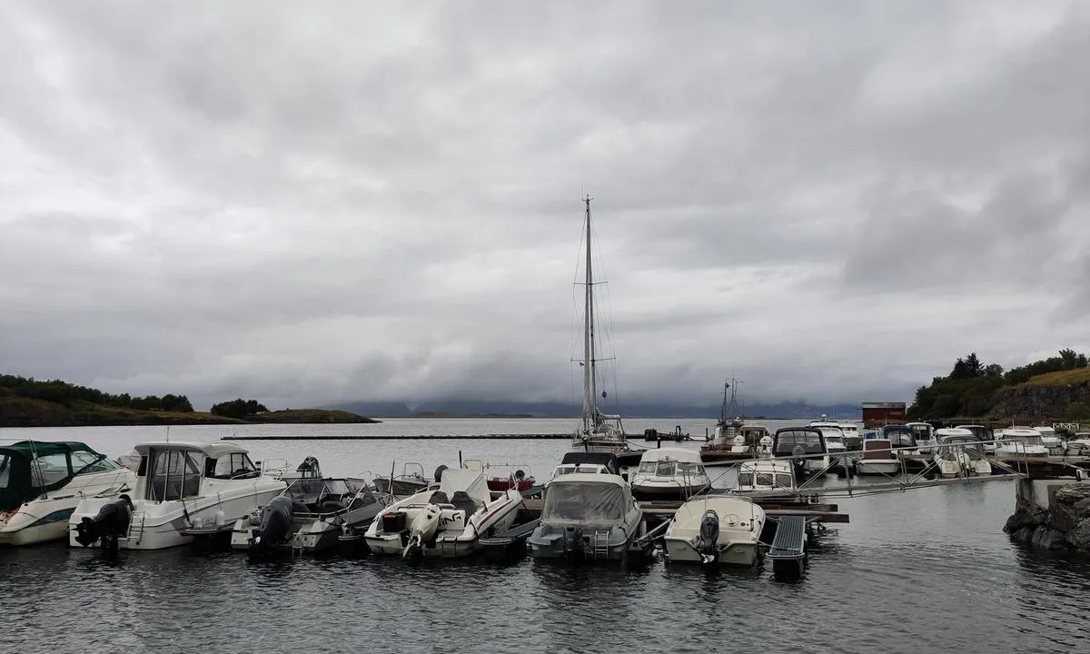 Søvik: From South, sailing boat on middle jetty.