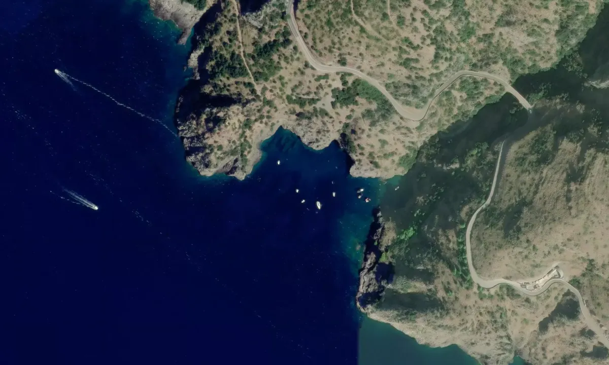 Satelite image of spiaggia di mezzanotte