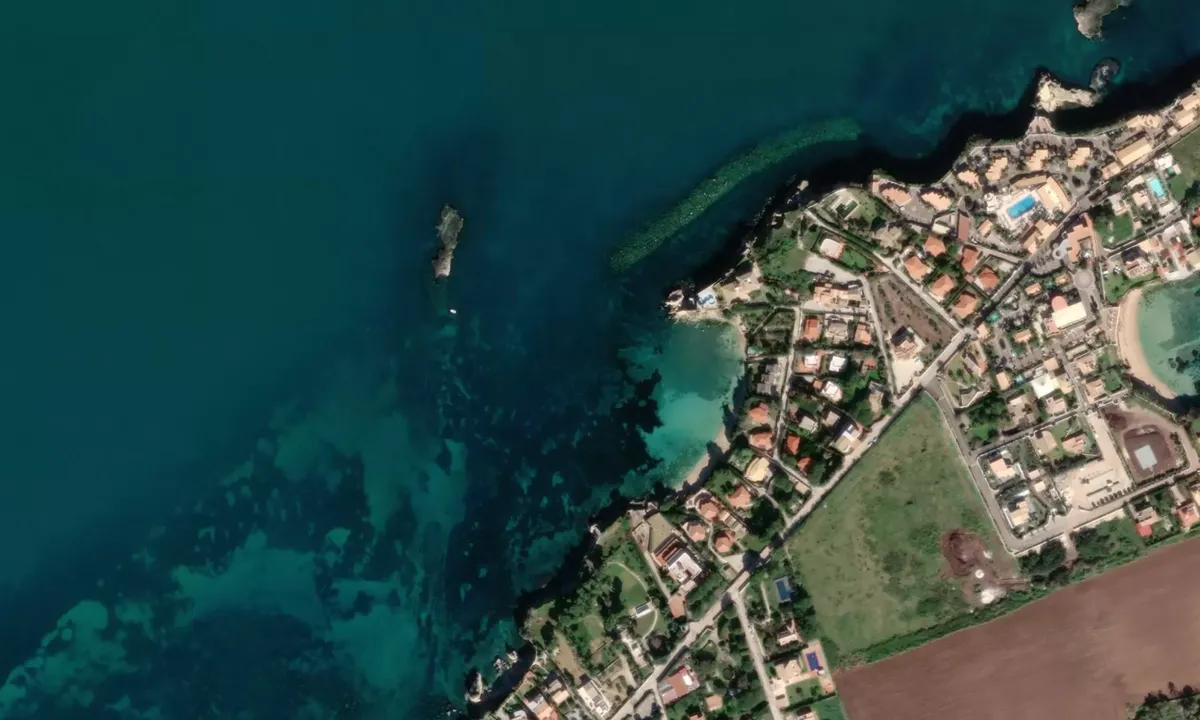Flyfoto av Spiaggia di Punta Carrozza