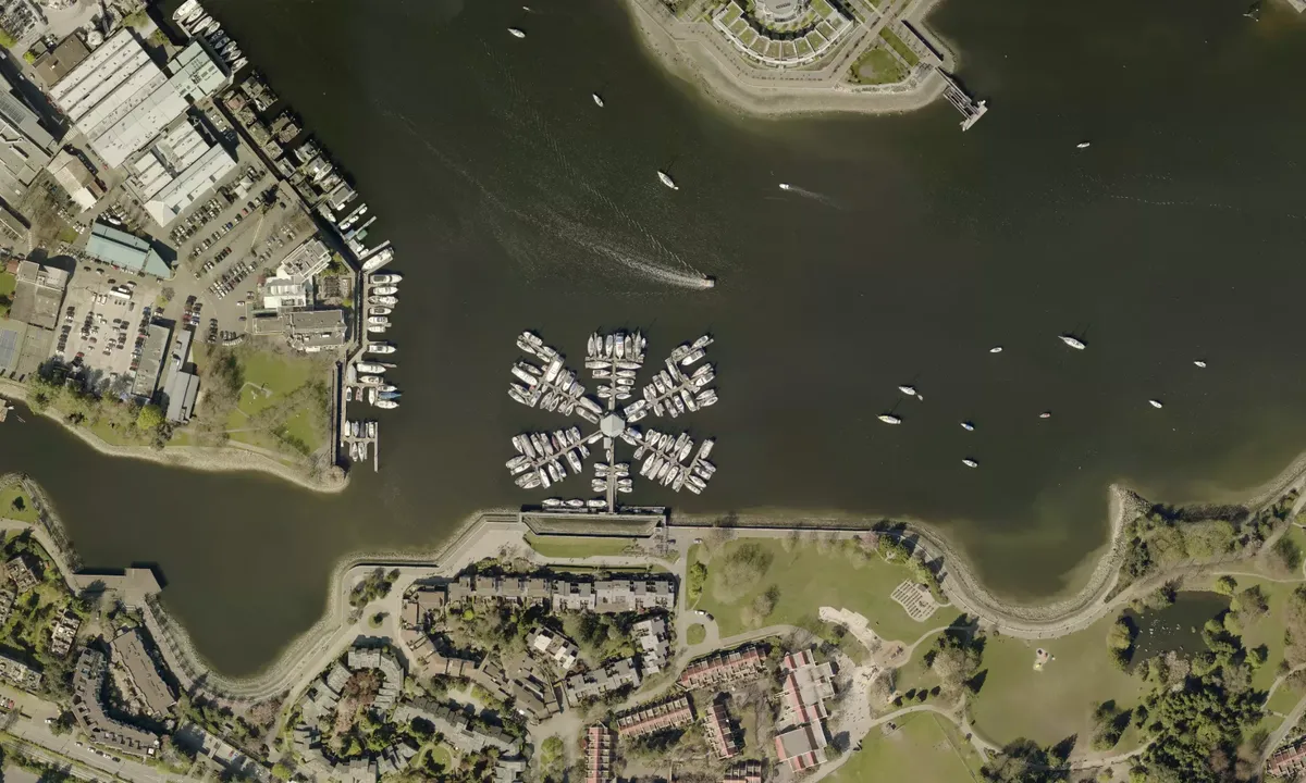 Flyfoto av Spruce Harbour Marina 1