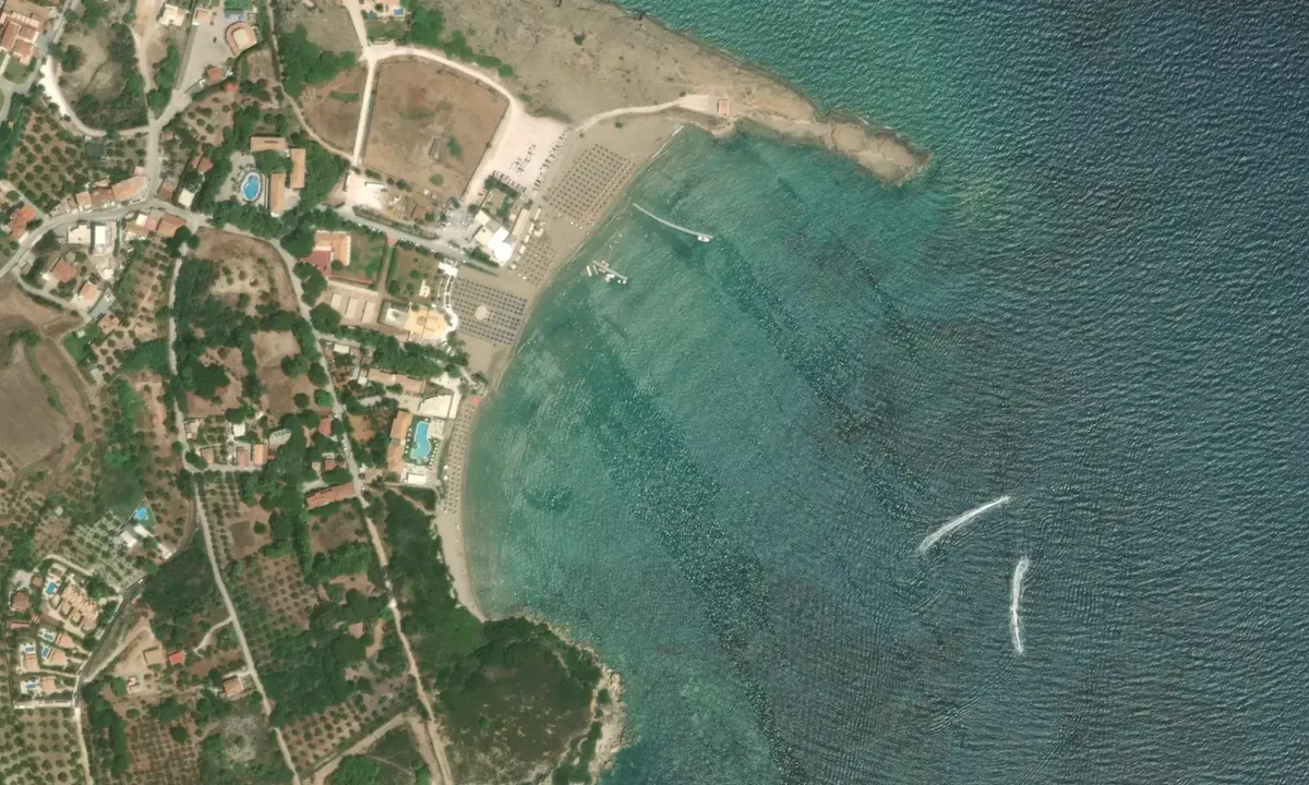 Flyfoto av St Nicholas Beach