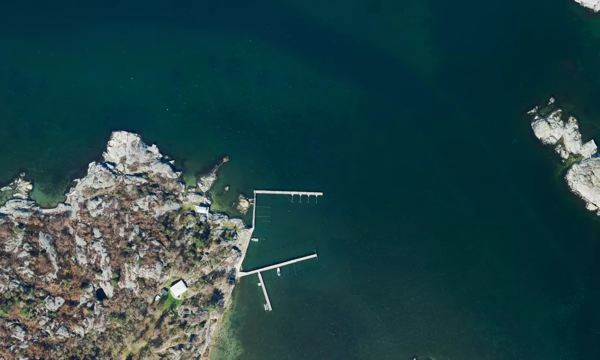 Flyfoto av Stora Källö