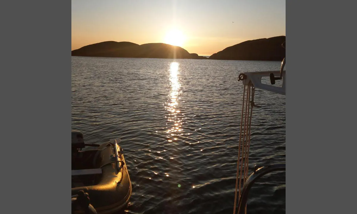 Storslottøya: På anker