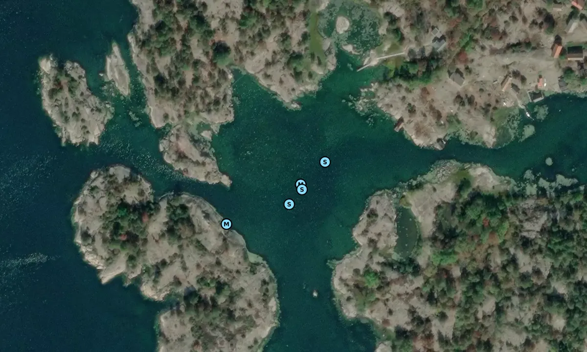 Satelite image of Strupö - Krokskärsflagen - Mjölkhamnsflagen