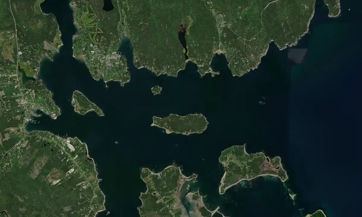 Flyfoto av Sutton Island