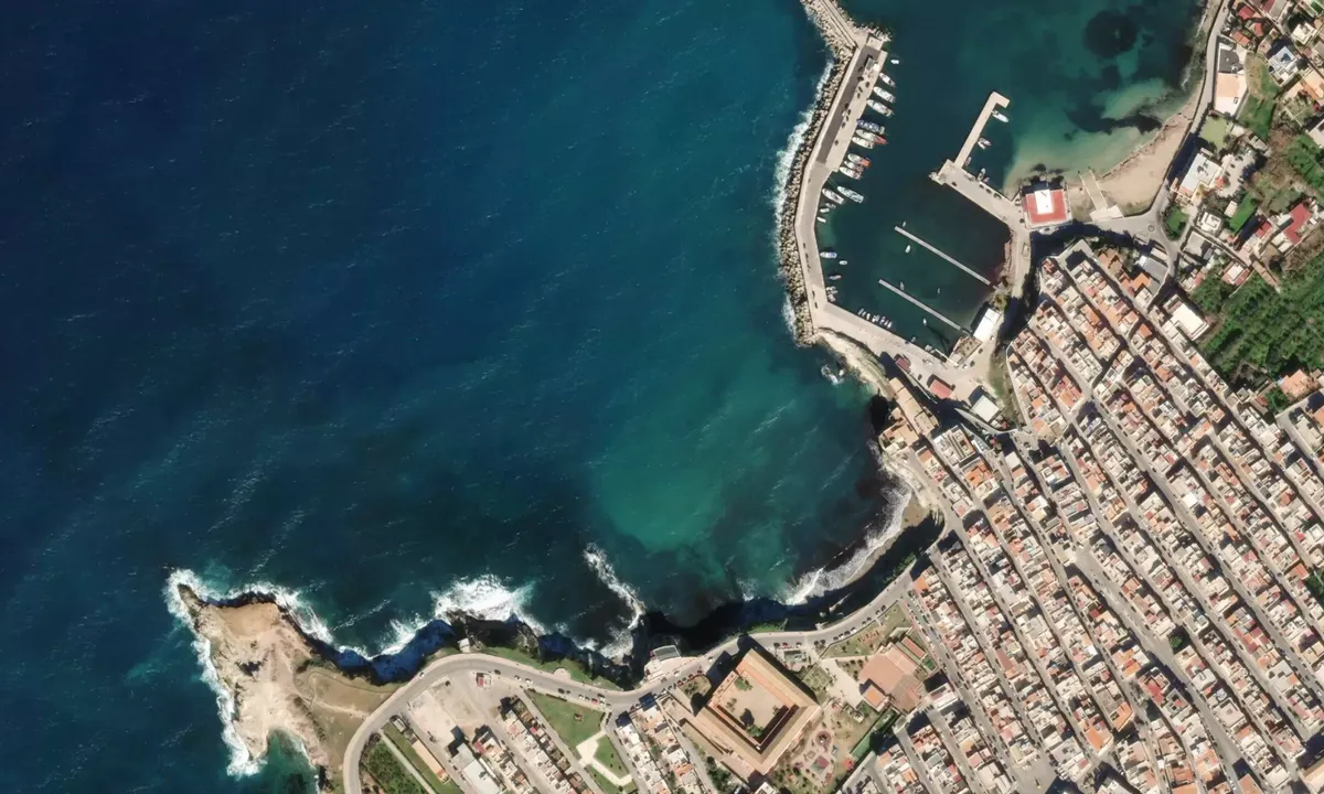 Flyfoto av Terrasini Sud