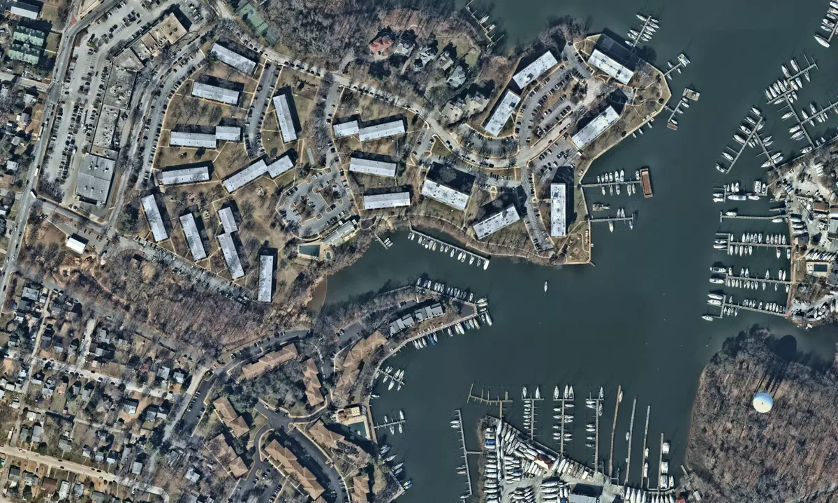 Flyfoto av The Marina at Nautilus Point