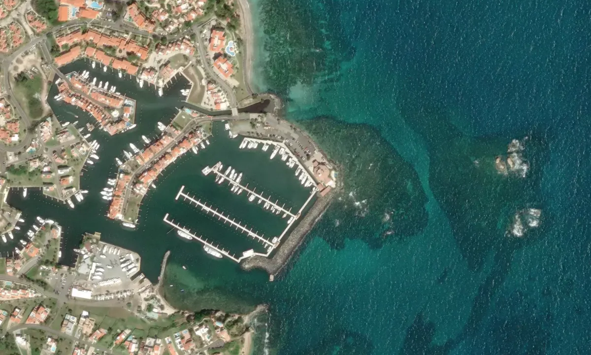 Flyfoto av The Yacht Club Marina