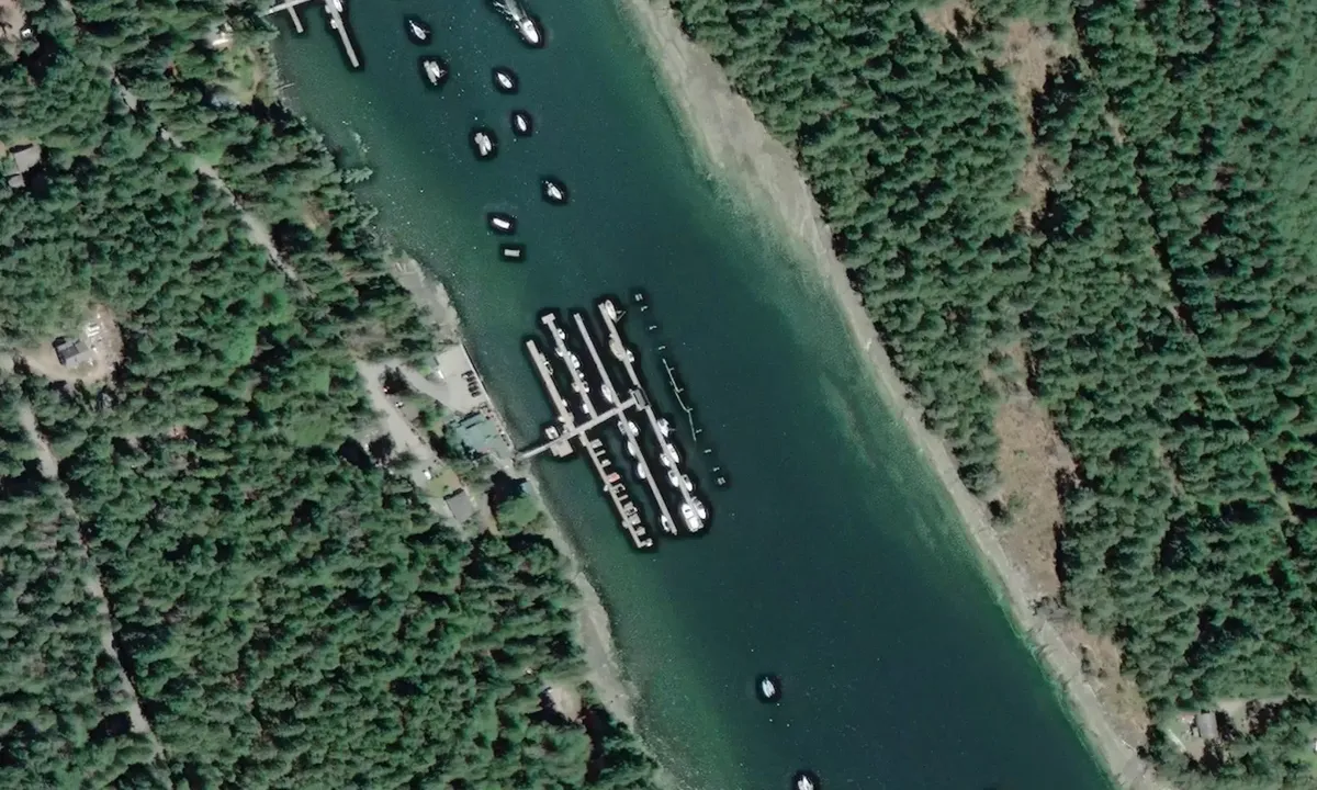 Flyfoto av Thetis Island Marina