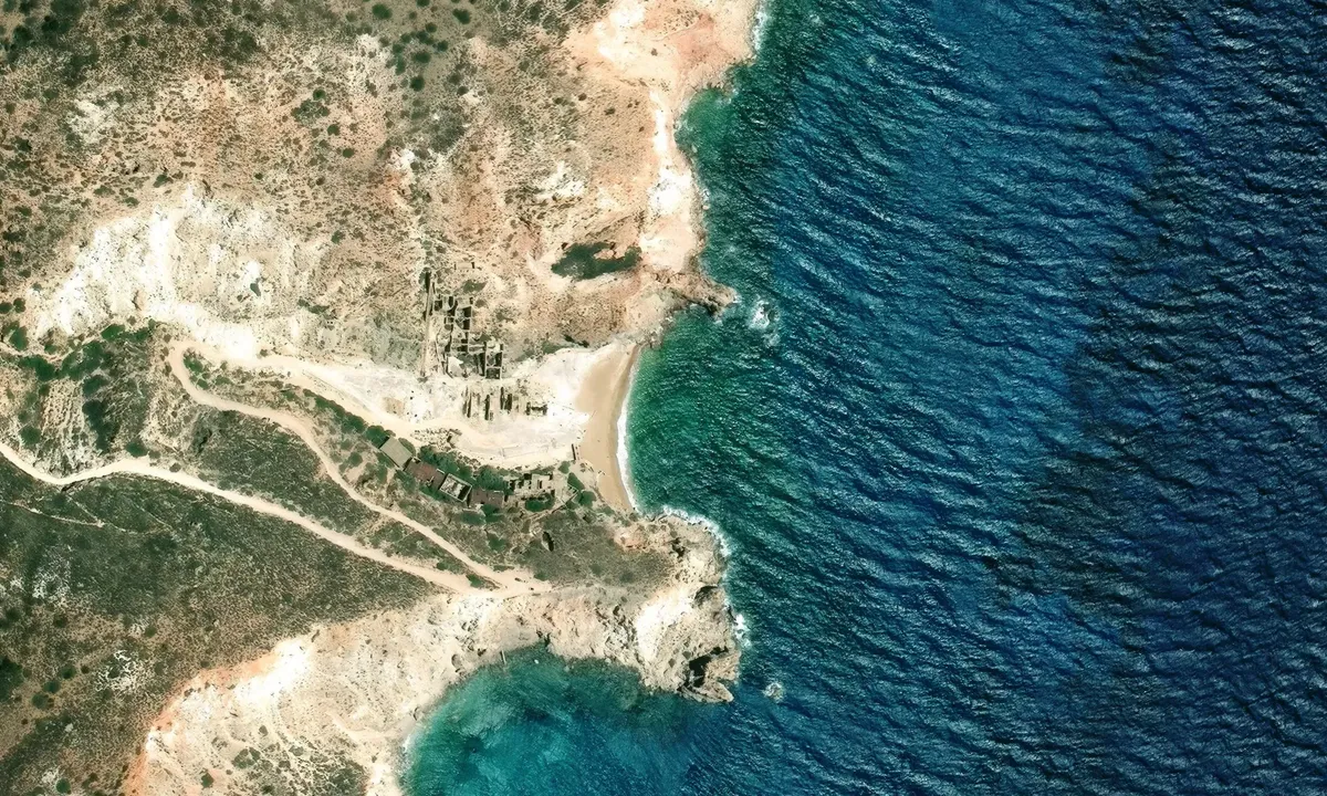 Satelite image of Thiorichio bay