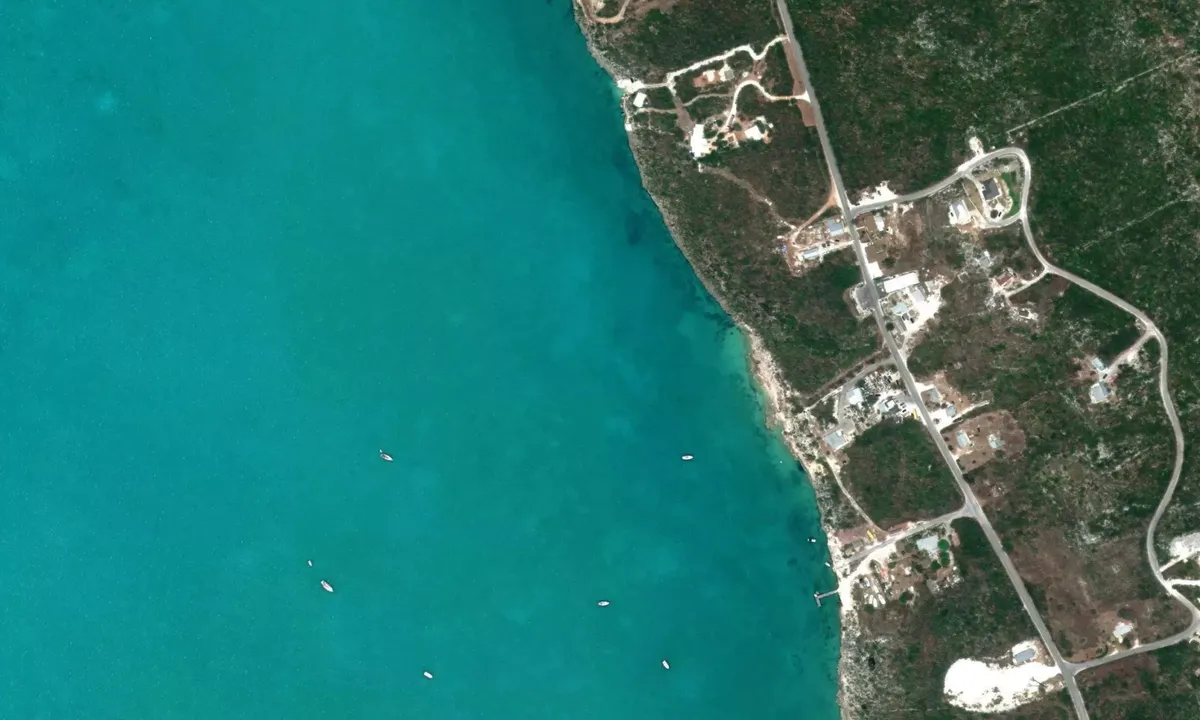 Flyfoto av Thompson Bay Long Island