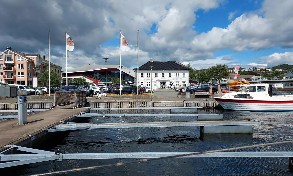 Tollbodbryggen - Flekkefjord: Fra båtplassen.