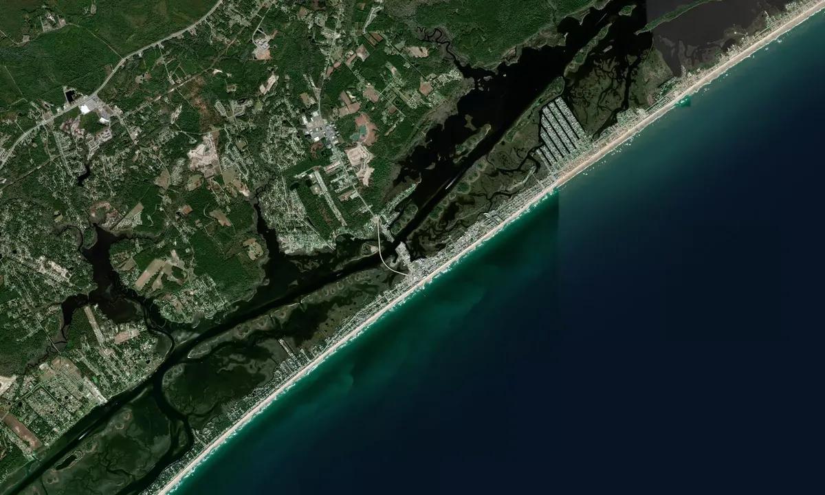 Flyfoto av Topsail Island Marina at Surf City