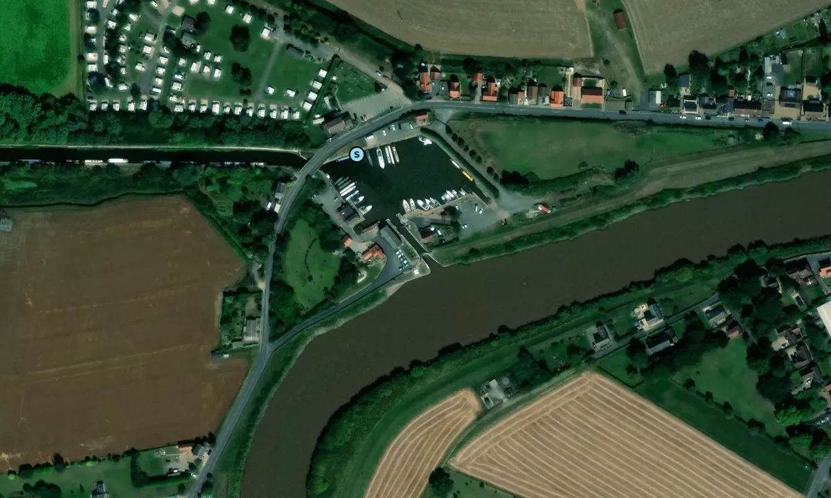 Satelite image of Torquey