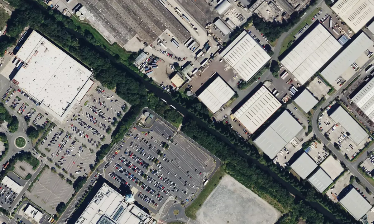 Satelite image of Trafford Centre moorings