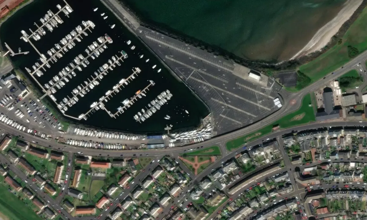 Flyfoto av Troon Cruising Club