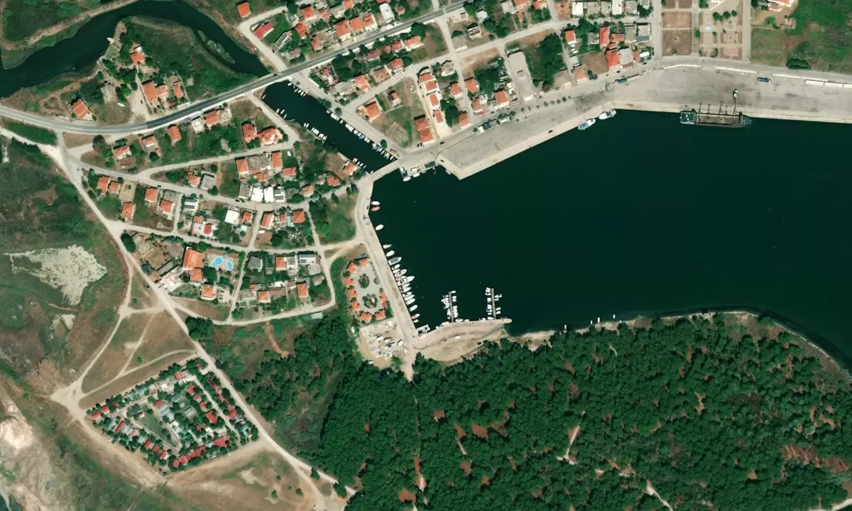 Flyfoto av Tsoukas Marina